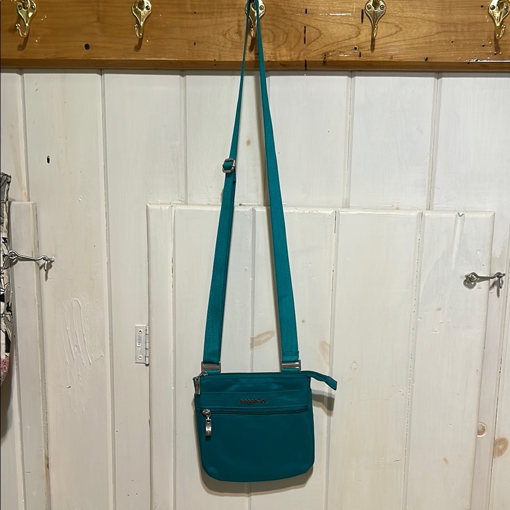 Baggallini Turquoise Crossbody Bag - Picture 3 of 8
